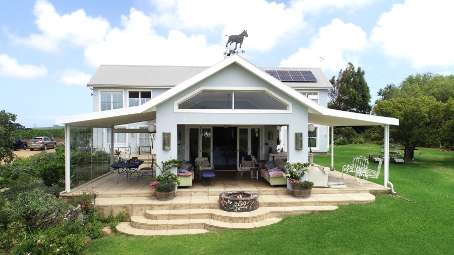 4 Bedroom Property for Sale in Raithby Western Cape